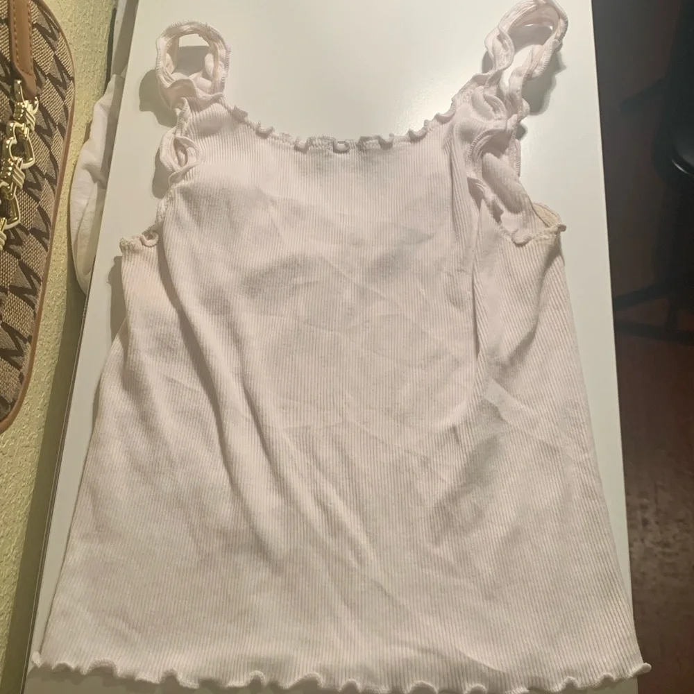 Brandy Melville White Tank Top Cami - Picture 7 of 8